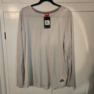 NWT Nike Long-Sleeve Tee (Sz 1X)